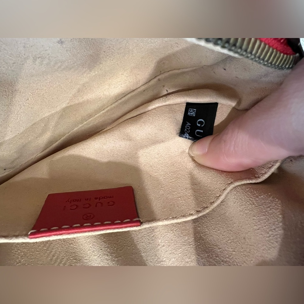 LIKE NEW AUTHENTIC Gucci Calfskin Matelasse GG Marmont Belt Bag 85 Hibiscus Red - Picture 9 of 10